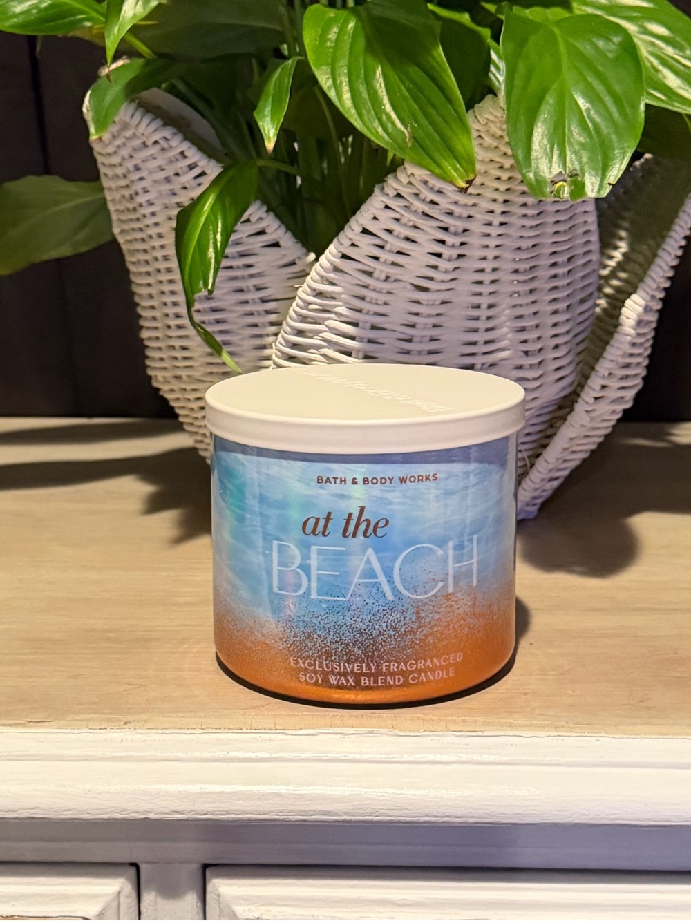 Bath & Body Works At The Beach Candle - Blue, Orange & Cream